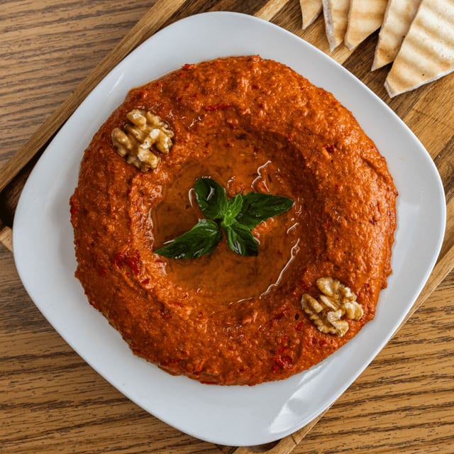 Mohamarh with cheese.